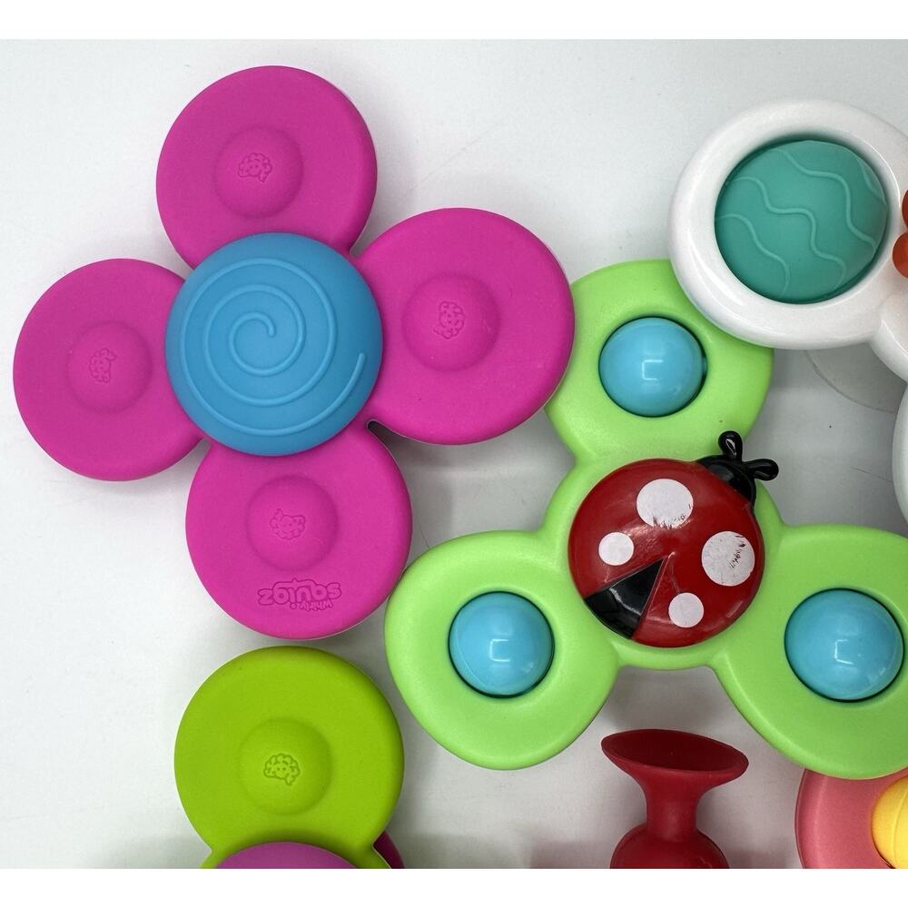 Fat Brain Toys Whirly Squigz Suction Little Brainies Suckers Lot of 25 - Picture 6 of 11